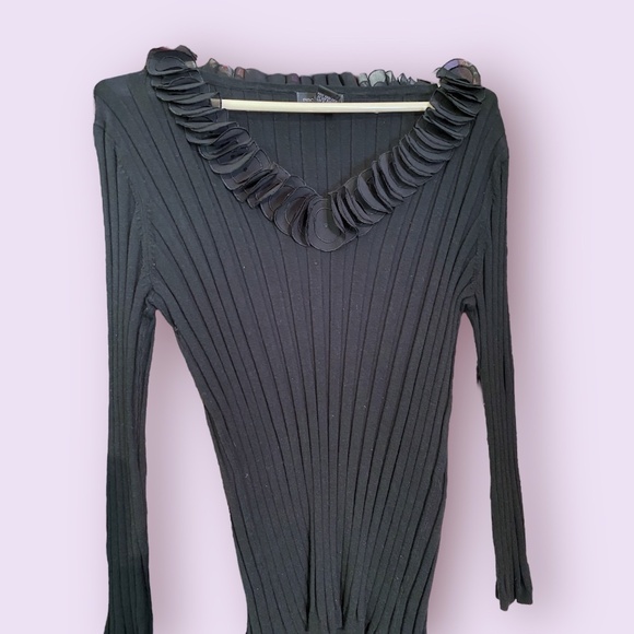 NWOT Prominence Rib Knit Black Pullover Sweater Fitted Ruffle Circle Collar XL - Picture 3 of 11